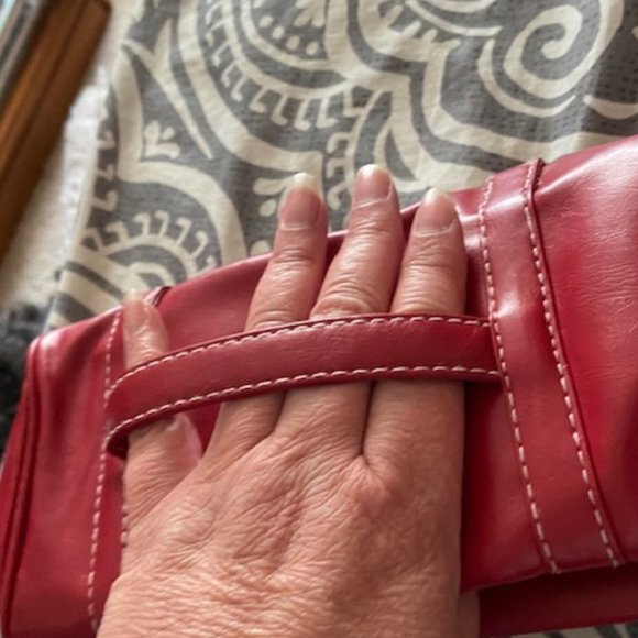 Avon small red clutch purse/makeup bag NWOT - Picture 4 of 13